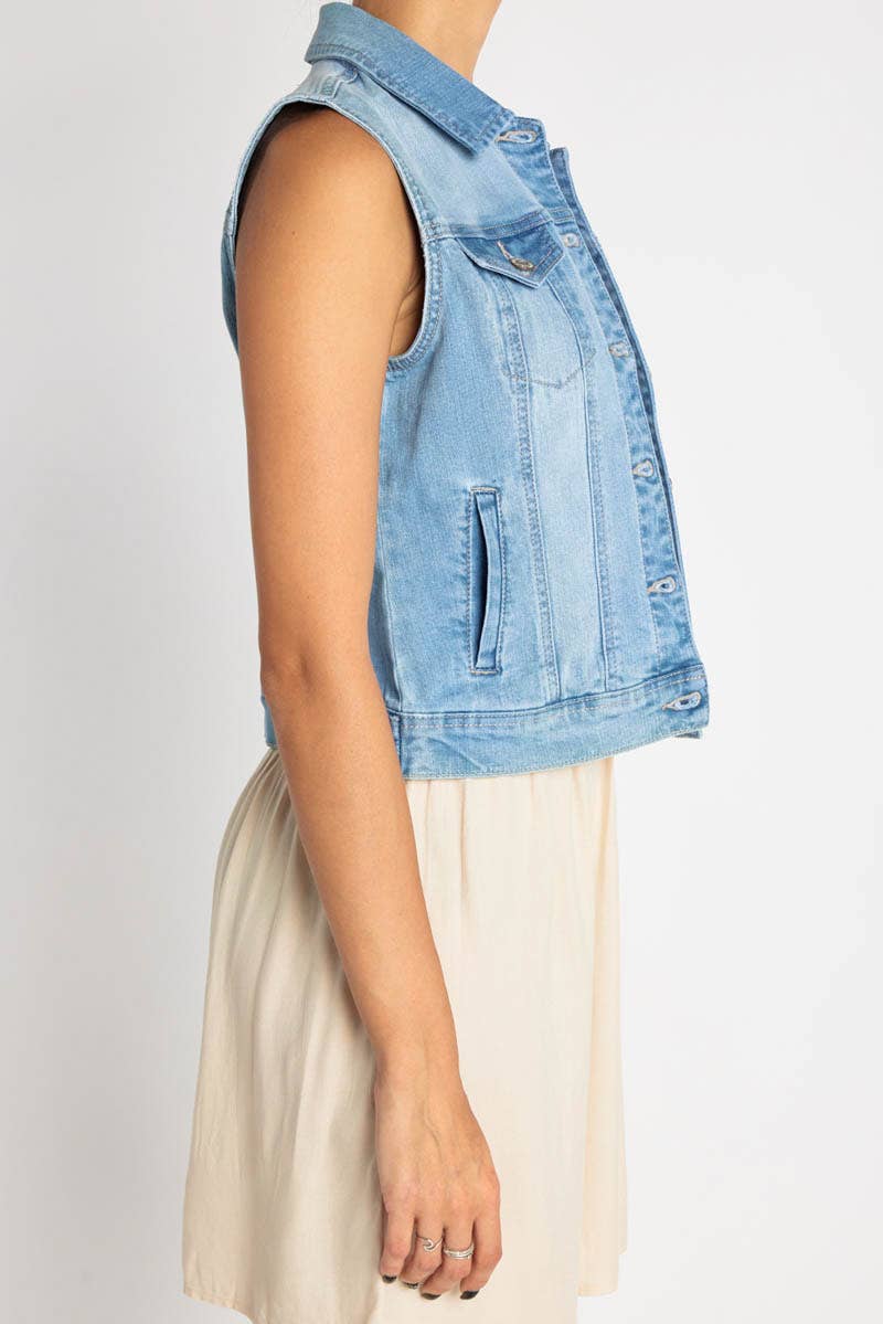 Non-Destructed Regular Fit Vest