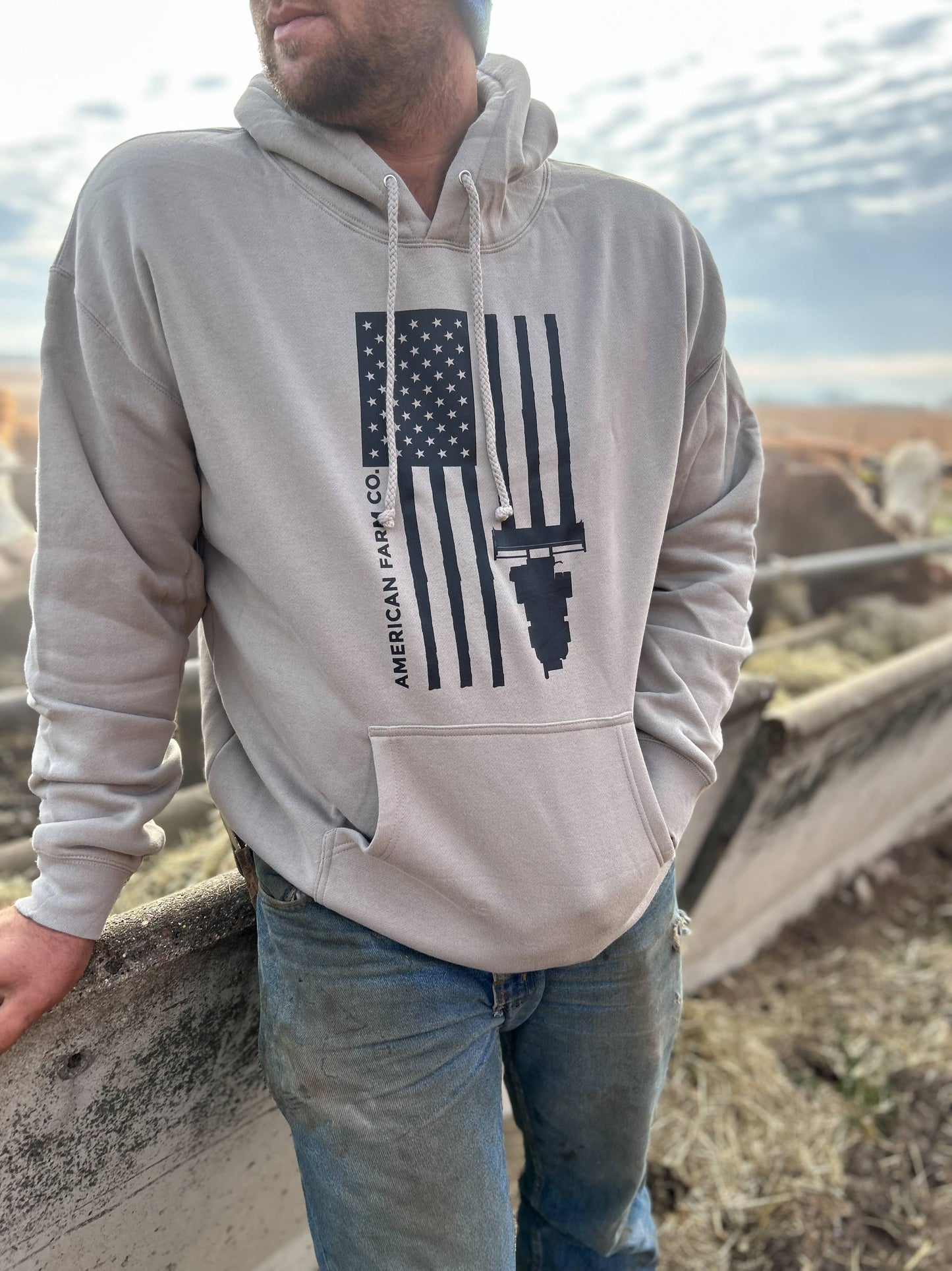 Western ‘Harvest Flag’ Graphic Farm Hoodie