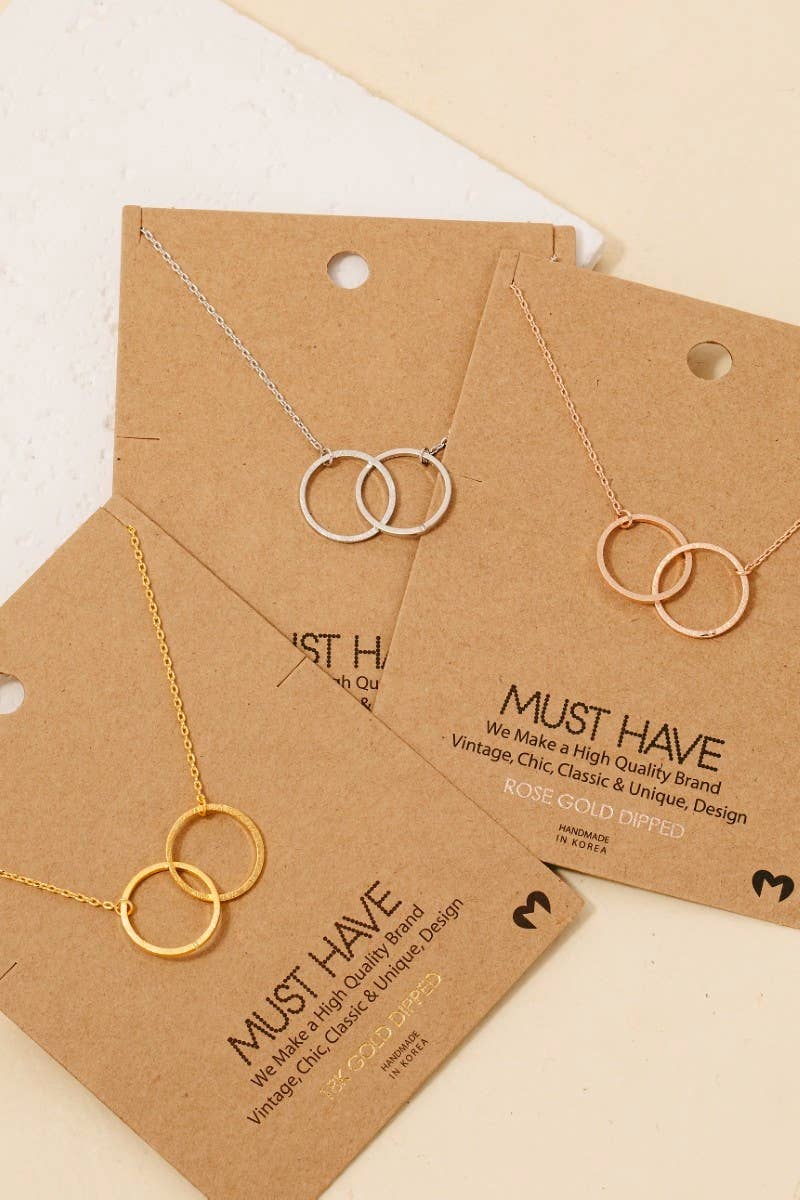 Metallic Dual Circle Pendant Necklace