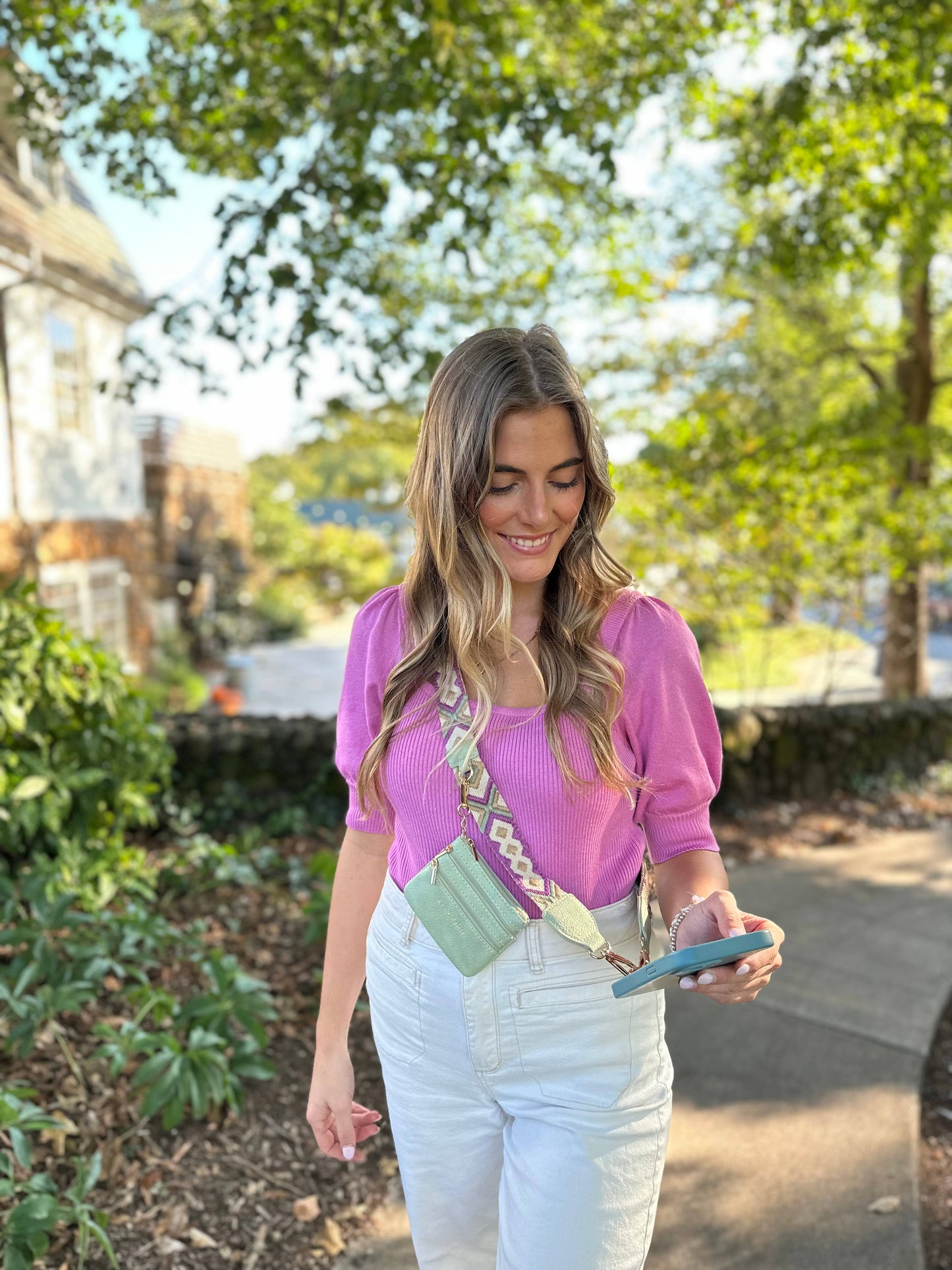 Clip & Go Crossbody