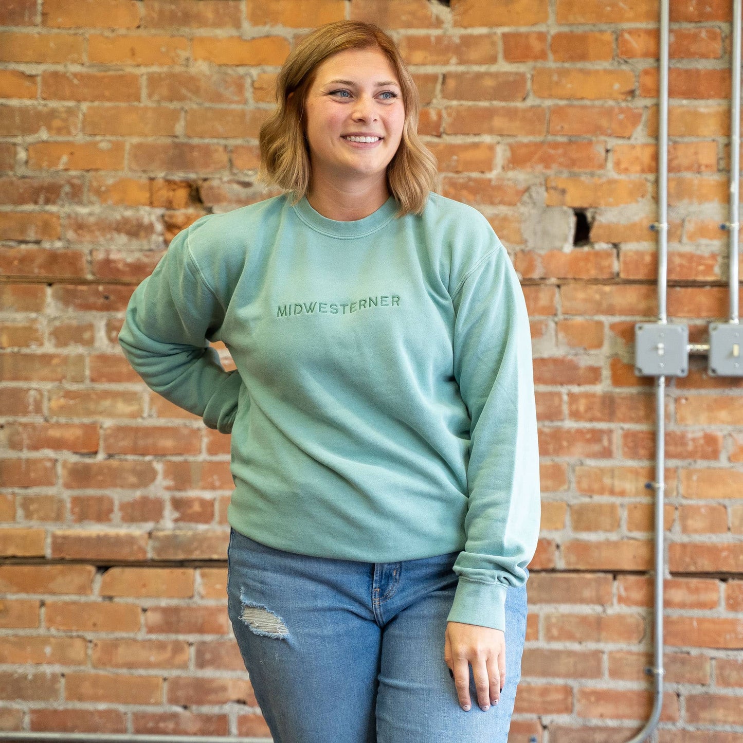 Midwesterner Embroidered Sweatshirt: Mint
