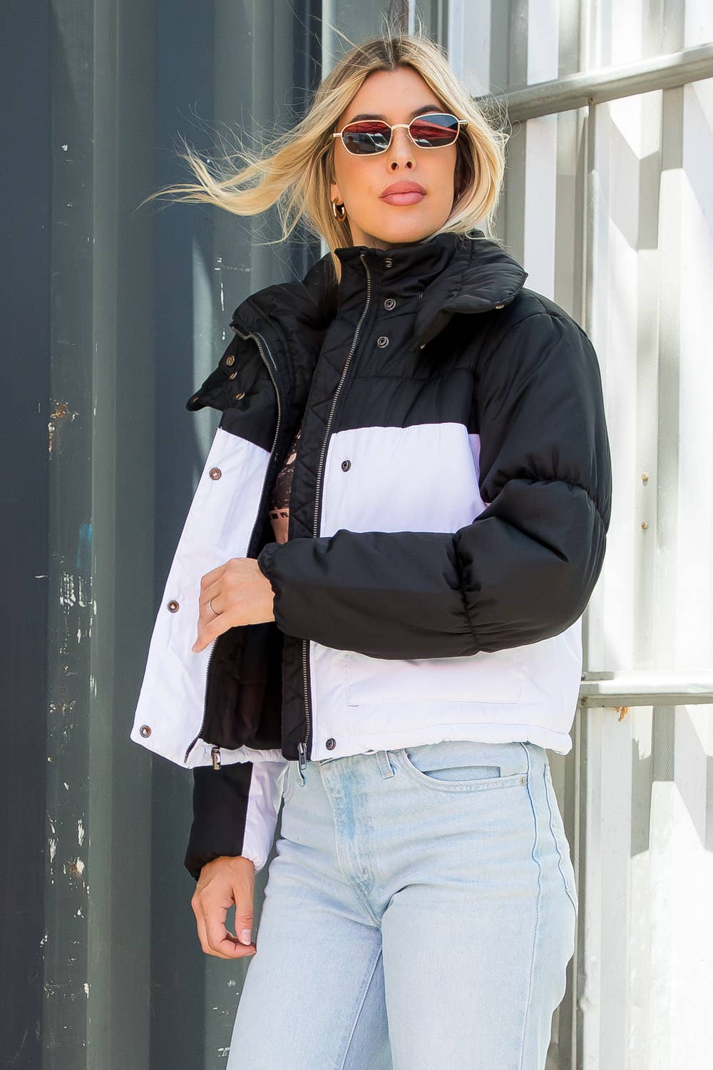 Puffer Jacket-Black and White