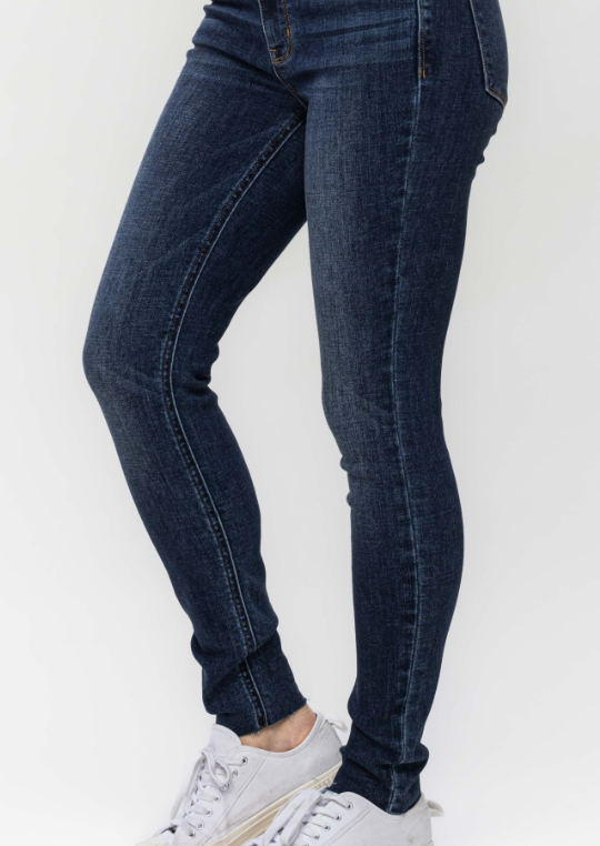 Judy Blue Vintage Raw Hem Skinny Jean