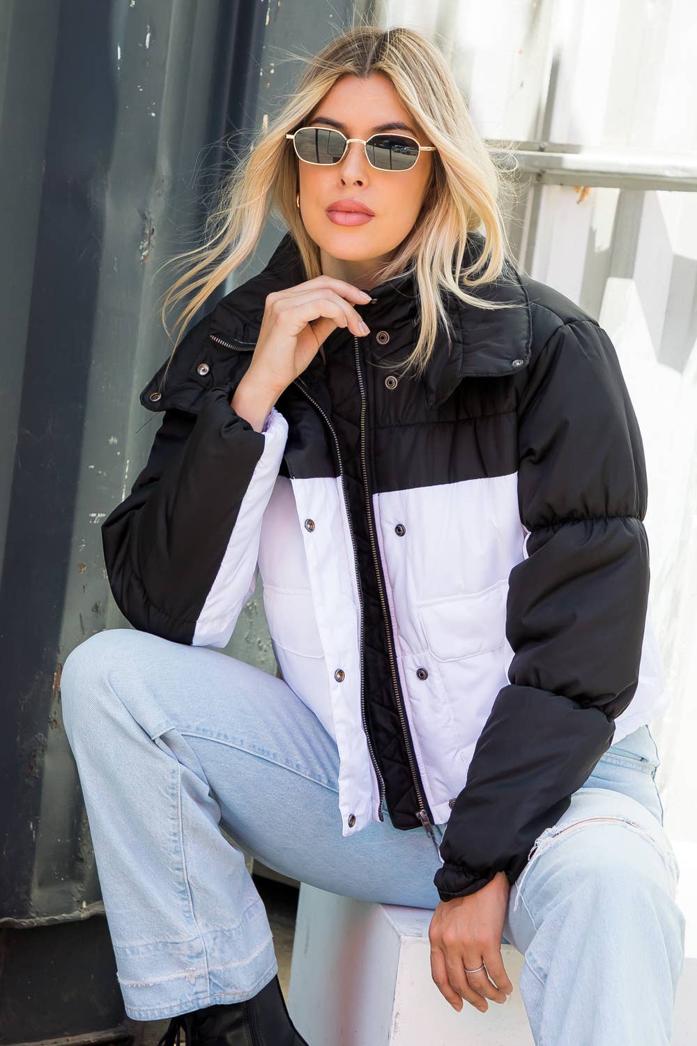 Puffer Jacket-Black and White