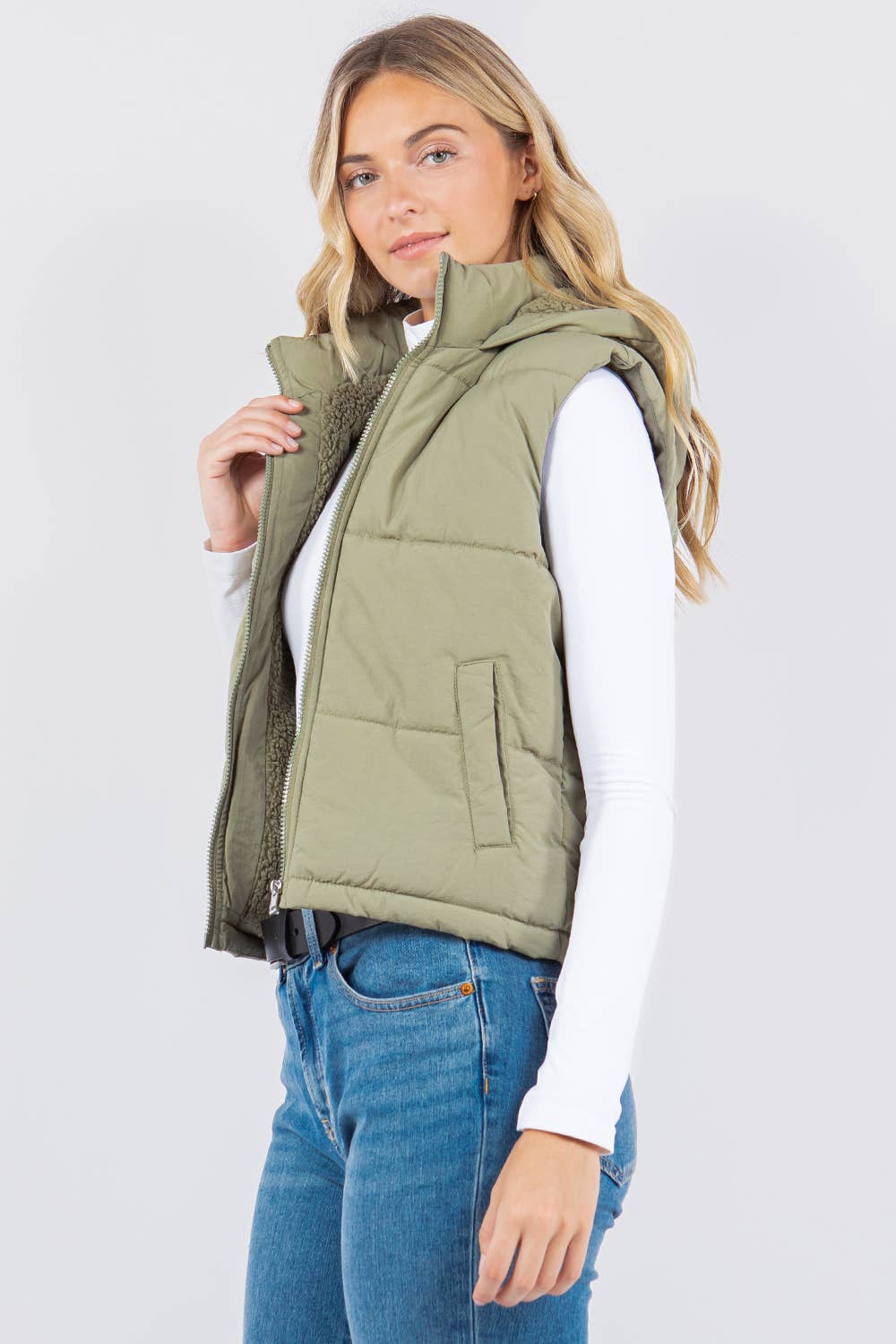 Women's Glacier Nylon Puffer Vest in Sage