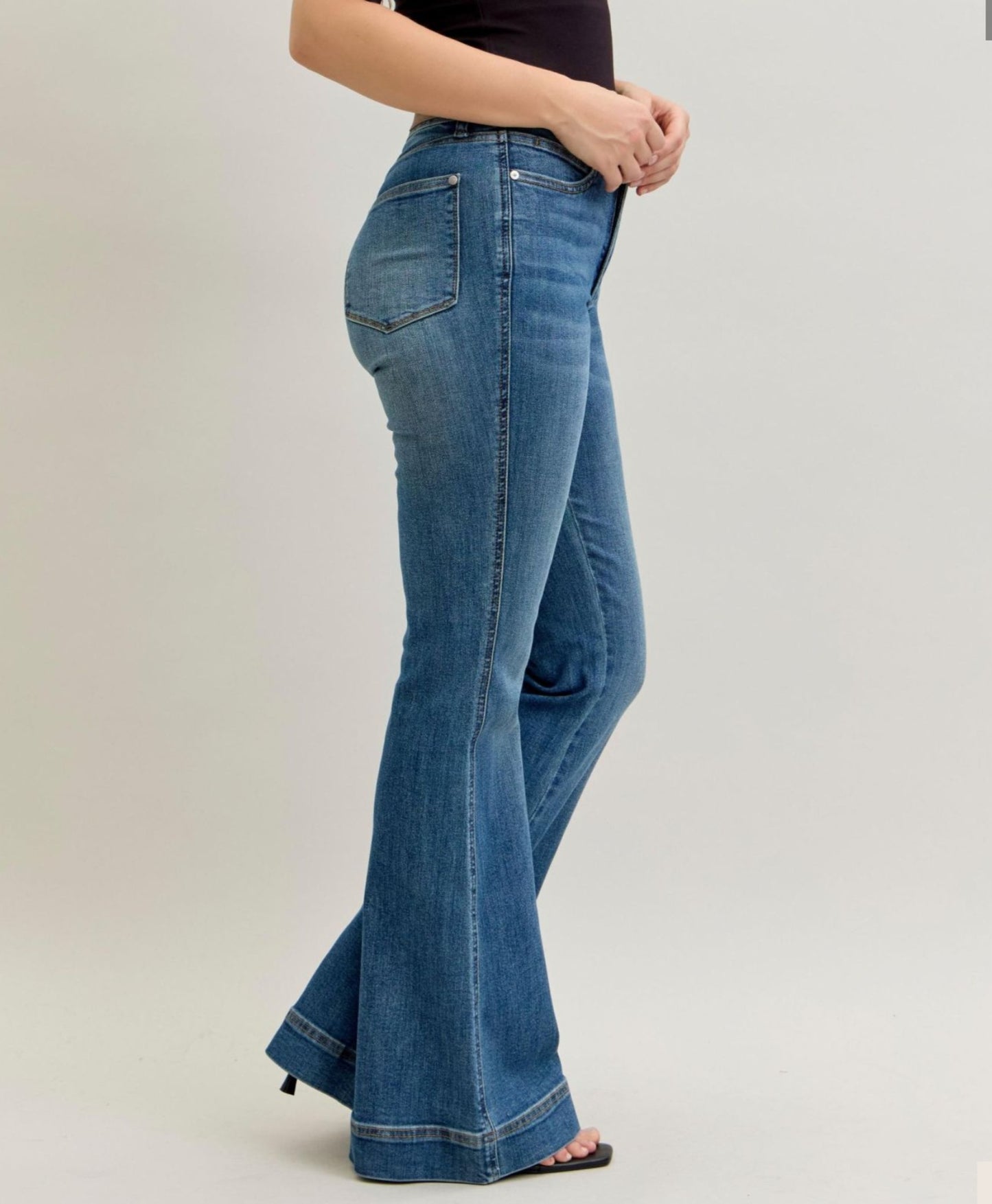 Judy Blue Double Button